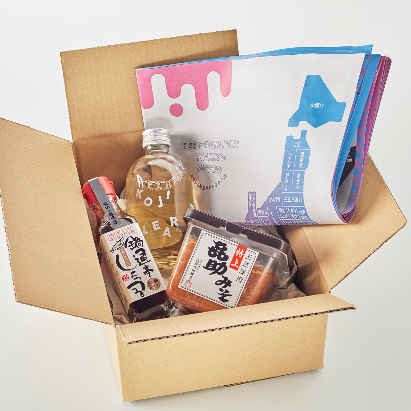 【10/16(月)発売】台所にいながら全国旅!発酵トラベラーになろう | ぐるりにっぽん発酵定期便のコピー - 発酵デパートメント